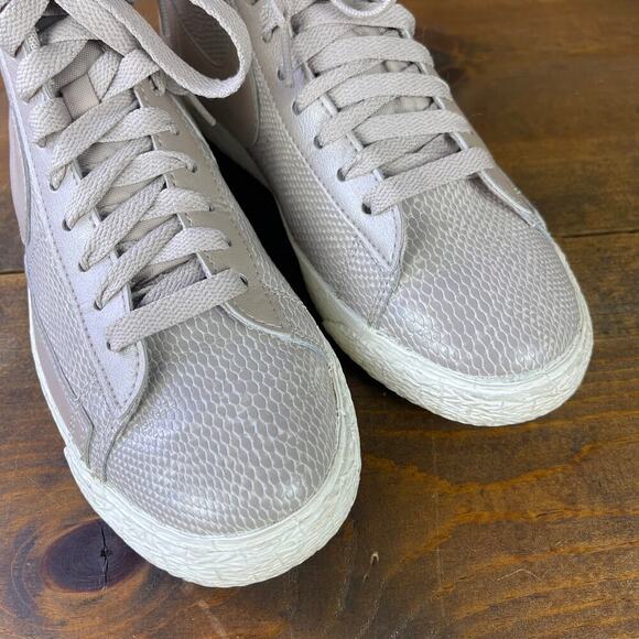 Nike Women's Blazer Mid Leather Premium Snake Skin Print 685225-100 Size 7.5 - Picture 7 of 8